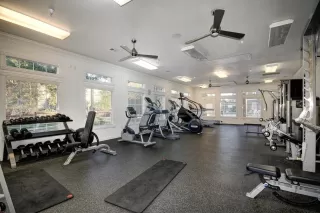 Photo #2: 223071157 Listing