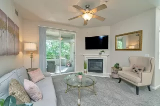 Photo #1: 223071162 Listing