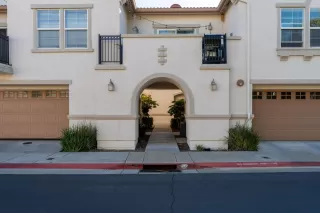 Photo #1: 223072661 Listing