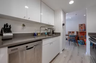 Photo #3: 223073011 Listing