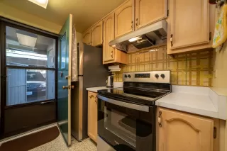 Photo #4: 223073103 Listing 