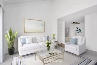 Photo #4: 223073505 Listing