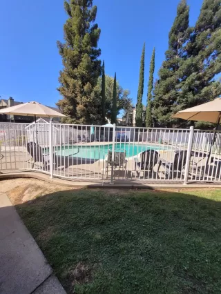 Photo #1: 223073868 Listing