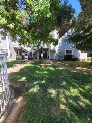 Photo #3: 223073868 Listing