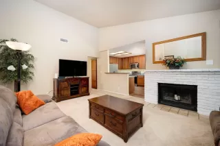 Photo #5: 223074117 Listing