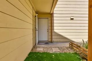 Photo #2: 223074612 Listing