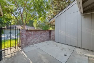 Photo #5: 223075127 Listing