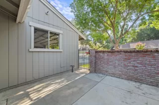 Photo #6: 223075127 Listing