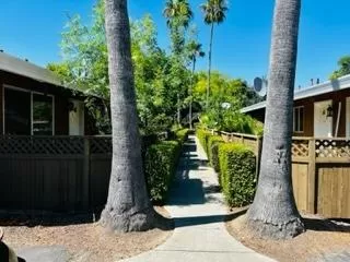 Photo #3: 223075176 Listing