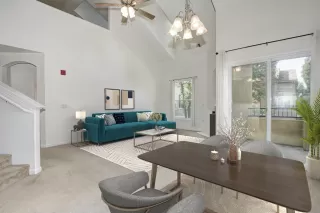 Photo #1: 223075323 Listing