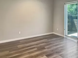 Photo #2: 223076578 Listing