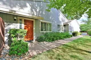 Photo #4: 223076808 Listing 