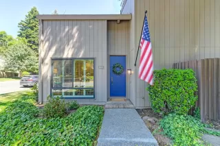 Photo #1: 223077044 Listing