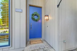 Photo #2: 223077044 Listing