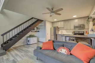 Photo #6: 223077380 Listing