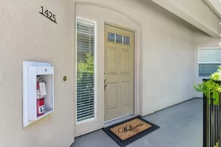 Photo #3: 223077844 Listing