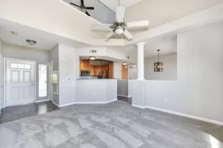 Photo #5: 223077844 Listing