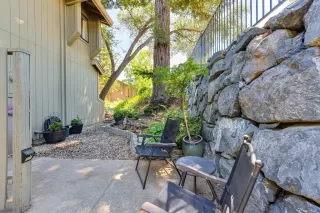 Photo #2: 223078622 Listing