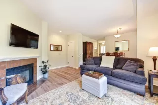 Photo #3: 223078622 Listing