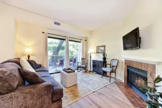 Photo #4: 223078622 Listing