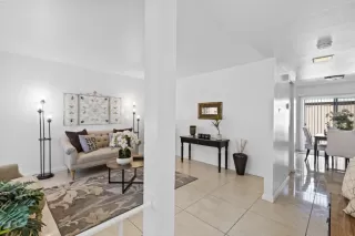 Photo #4: 223078846 Listing 