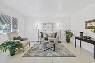 Photo #5: 223078846 Listing 