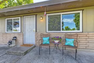 Photo #1: 223078894 Listing 