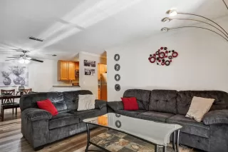 Photo #6: 223079070 Listing