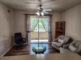 Photo #2: 223079641 Listing