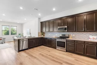 Photo #5: 223079644 Listing 