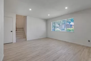 Photo #4: 223080030 Listing 