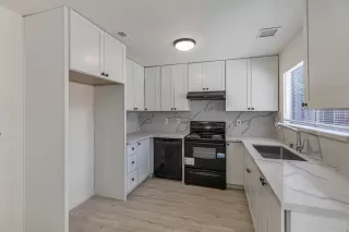 Photo #5: 223080030 Listing 