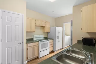 Photo #6: 223080377 Listing 