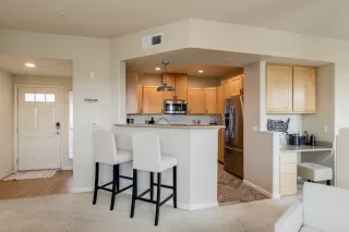 Photo #5: 223080571 Listing 