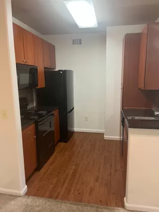 Photo #3: 223080682 Listing