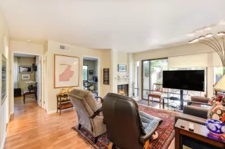 Photo #4: 223080690 Listing