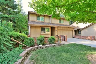 Photo #3: 223080925 Listing