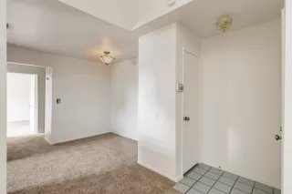 Photo #2: 223081335 Listing