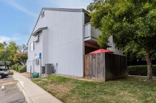 Photo #5: 223081335 Listing