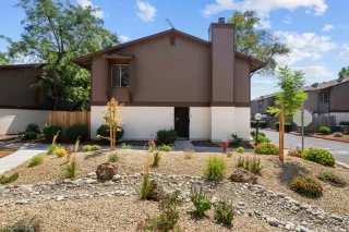 Photo #2: 223081427 Listing 