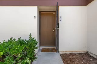 Photo #4: 223081427 Listing 