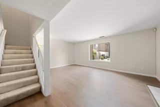 Photo #5: 223081427 Listing 