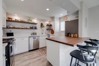 Photo #3: 223081441 Listing