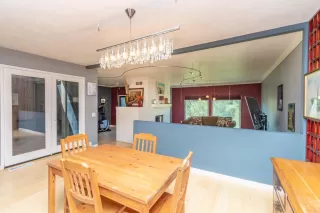 Photo #4: 223081758 Listing