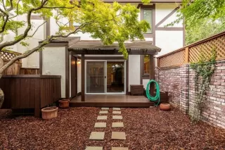 More Details about MLS # 223082113 : 2501 EXETER SQUARE LN