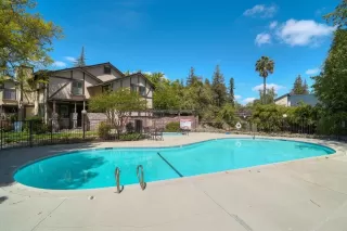 Photo #3: 223082113 Listing 