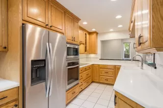 Photo #5: 223082113 Listing 