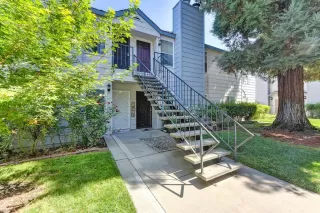 Photo #2: 223082804 Listing