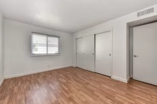 Photo #6: 223082804 Listing