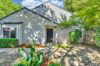 Photo #5: 223082974 Listing